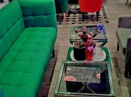 PAVILION ORPINGTON Hotel & Lounge Bar，位于Foots Cray的酒店
