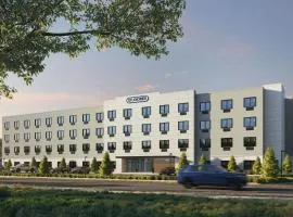 StudioRes Fort Myers，位于迈尔斯堡西南佛罗里达国际机场 - RSW附近的酒店