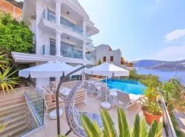 Kalkan Kışla da Deniz e Yakın Tatil Villası