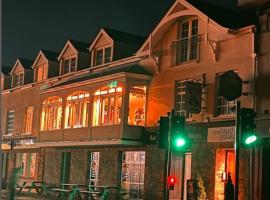 The Lough & Quay Accommodation，位于沃伦波因特的酒店