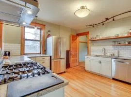 1 Mi to Como Park WFH-Friendly Saint Paul Duplex!