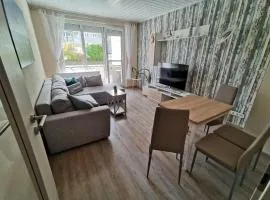 Moderne Ferienwohnung mit Seeblick und Balkon im EG