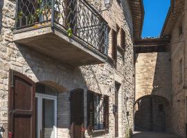 Casa Vacanze IL GELSOMINO，位于瓦尔法布里卡区的酒店
