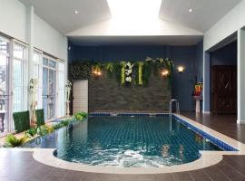 Thai River House，位于Ban Kat Khi Lek的酒店