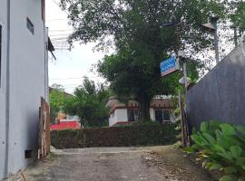 Penginapan Alvindo，位于Patrol的酒店