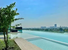 Niche Mono Mega Space Bangna1