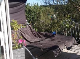 Appartement entier LEA avec petit déjeuner，位于Hilsprich的酒店