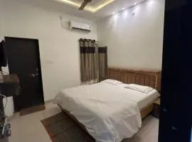 Hotel Shrinath ji Omkareswar