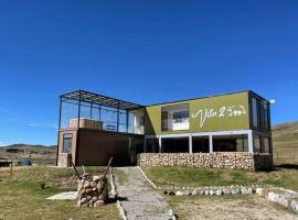 Cabaña de lujo en el Páramo con jacuzzi y chimenea，位于Tona的酒店