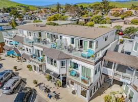The Cayucan Bungalows by AvantStay Pet-Friendly Getaway Steps from Cayucos State Beach，位于卡幽卡思的酒店