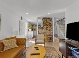 Queen Loft 2br