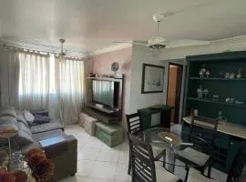 Apto em Londrina amplo e completo com 3 quartos cozinha lavanderia e garagem