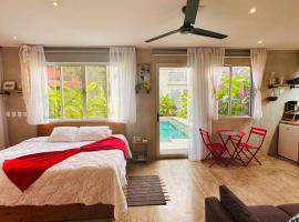 Villa Oasis 1 - Playa Blanca, Mantas, Jaco，位于Punta Leona的酒店