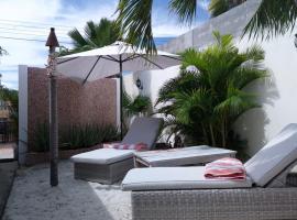 Earthy Island Casita 5 Min Drive Frm Mangel Halto，位于Savaneta的酒店