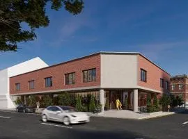 The Railway Apartments By Blue Skies Stays