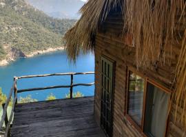 Kök Kamp，位于费特希耶的酒店