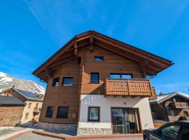 Chalet Kb，位于利维尼奥的木屋