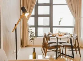 Ekocheras Cozy Suite above Mall & MRT with CityView