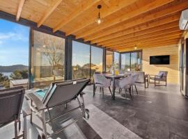 Sea view Champagne by Vellaris, Luxury Mobile Home，位于木洛希尼的露营地