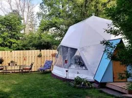 Romantic Glamping Dome in the Catskill Mountains near Woodstock, New York