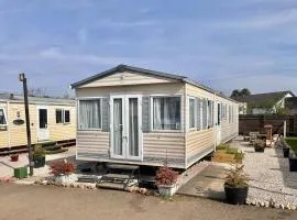 2 Bedroom Caravan Located in Uddingston, Glasgow at Maryville Caravan Site