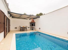 Villa Palanga，位于特罗吉尔的酒店