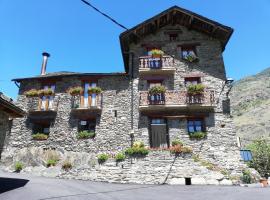 Apartamento rural Casa de Serra，位于Lladorre的酒店