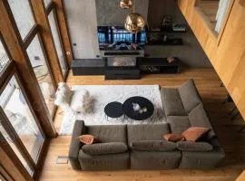 Penthouse 2 hijas 4-BR