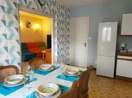 Chez Tata Malou - Maison avec jardin, cour fermée, proche toutes commodités