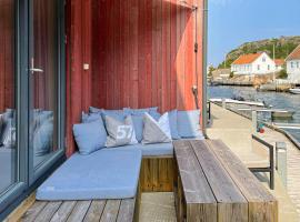 Nice Apartment In Søgne With Wifi，位于Søgne的酒店
