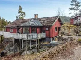 2 Bedroom Lovely Home In Henån