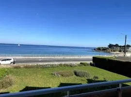 50 m de la plage vue sur mer