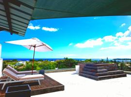 Superbe appartement avec vue mer et montagnes.，位于塔马兰的酒店