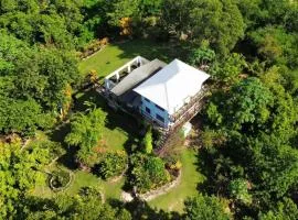 Private Hilltop - Garden Apartment - Orange Bay