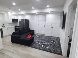 Carrington Cozy Suite, Calgary，位于Calgary的酒店