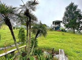 Cabaña Blanca Guarne cerca a Metrocable ARVI，位于瓜尔内的酒店