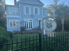 The Abbey House a B&B in Daytona Beach，位于代托纳海滩的酒店