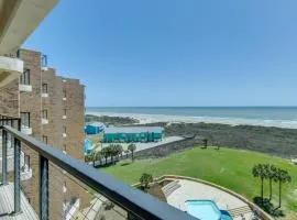 7th-Floor Oceanfront Unit with Pools in Port Aransas