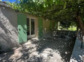 Charmant Provençal Cabanon à Montfort-sur-Argens