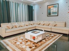 Sea La Vie Inn，位于迪拜的酒店