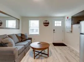 3 Mi to Onset Beach and Village! Pet-Friendly Apt