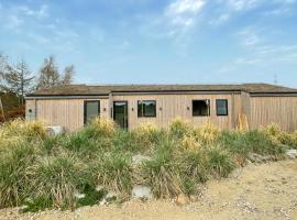 Beautiful Home In Humble With Sauna，位于哈姆堡的带按摩浴缸的酒店