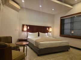 Hôtel Collena, uthandi，位于钦奈的酒店