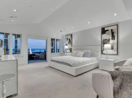 Beautiful 5 bedroom West Vancouver Mansion