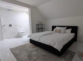 Luxrem 5 Apartments Skyline，位于比尔的酒店