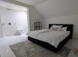 Luxrem-DE 5 Apartments