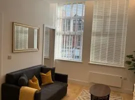 Modern 1-Bed Apartment in Prime Location