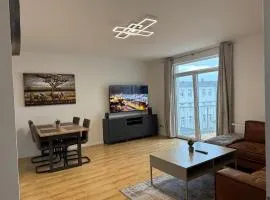 Große Wohnung mit XXl-Balkon in Schwerin Mitte