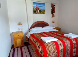 TITI QALA HOSTEL，位于Comunidad Challapampa的宠物友好酒店