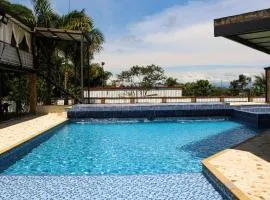 Finca con Piscina Privada
